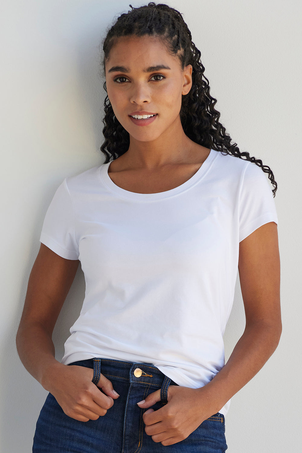 Women’s Slim Organic Scoop Neck Tee | Fair Indigo