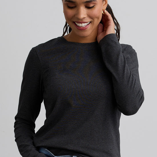 Women's Organic Long Sleeve Crew Neck T-Shirt M / Dark Charcoal Heather