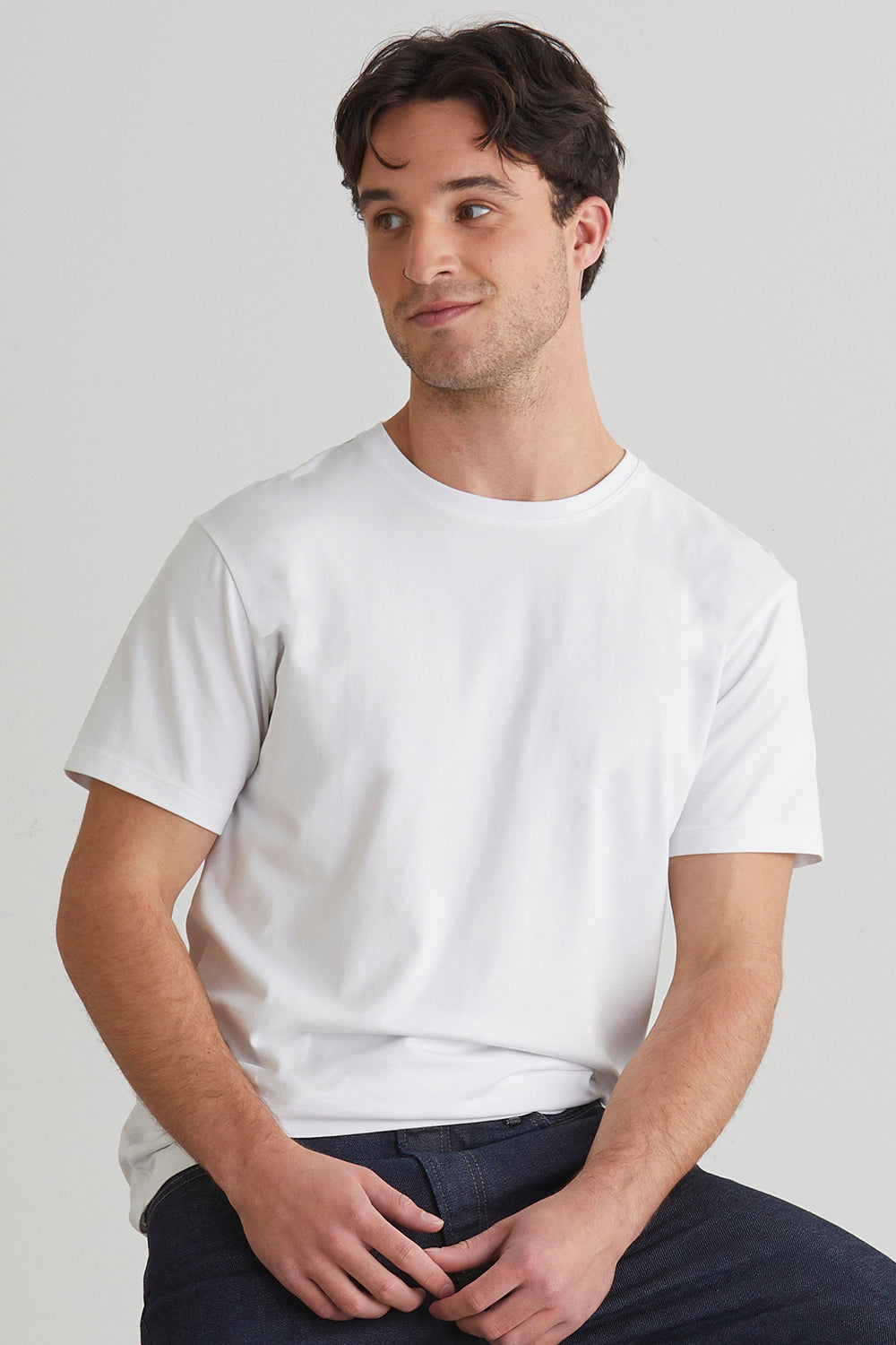 White Tee Mens Crew Neck Tee Kaos Leher Kru Pria Kirkland - Main Image