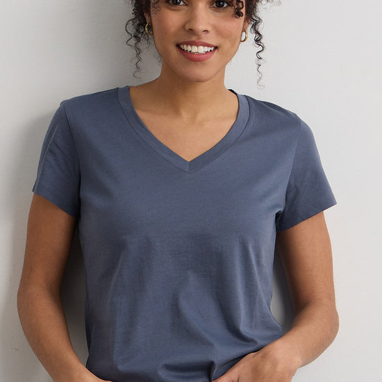 Women's 100% Organic Pima Cotton V-neck T-shirt | Fair Indigo