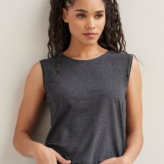 womens organic cotton sleeveless tee - dark charcoal heather grey - ethically made - fair trade clothing - fair indigo